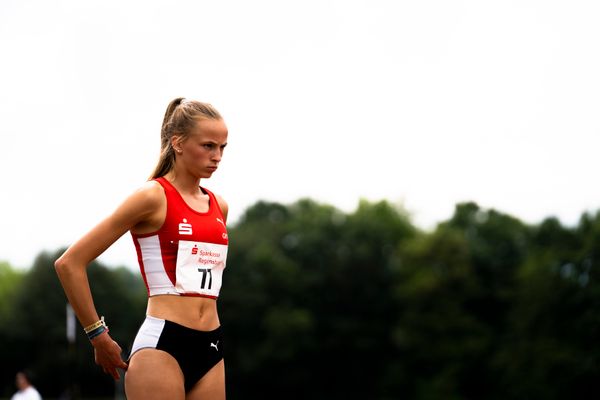 Karolina Mia Haas (LG Olympia Dortmund) ueber 400m am 04.06.2022 waehrend der Sparkassen Gala in Regensburg